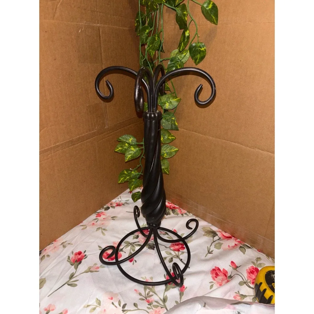 2 Wroth  Iron Tabletop Display Stand Twisted Column Scrollwork Jewelry